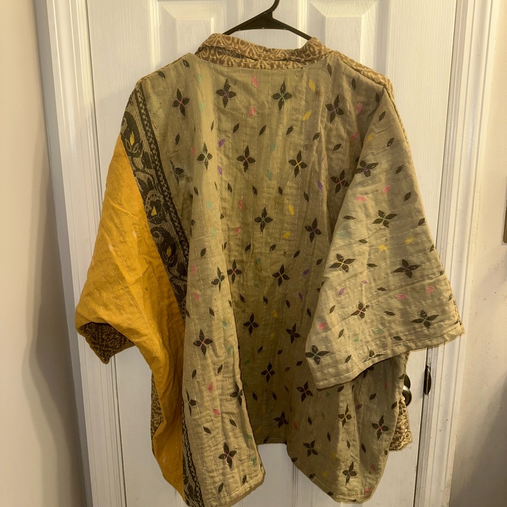 Kantha Open Jacket - Picture 4 of 8